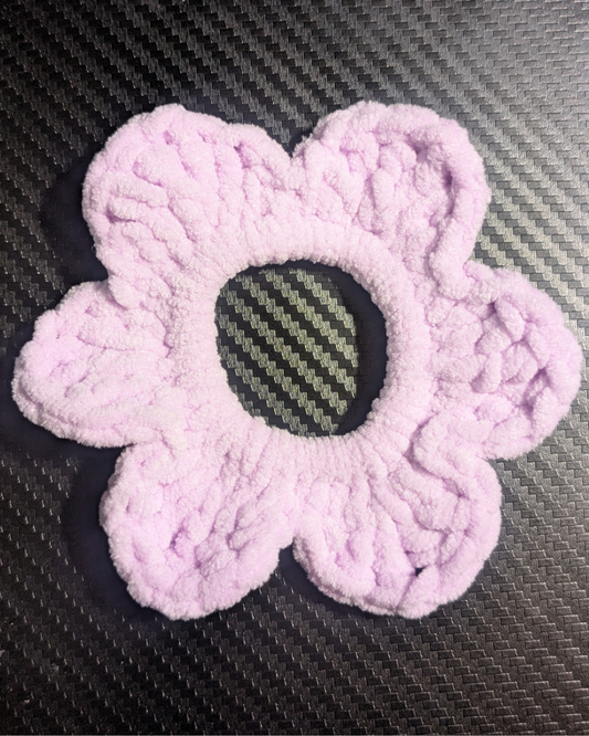 The "Flex Petal" Scruchie Pattern